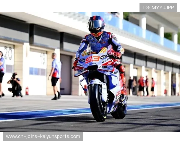 MotoGP车手进行连续圈测试，轮胎磨损控制良好