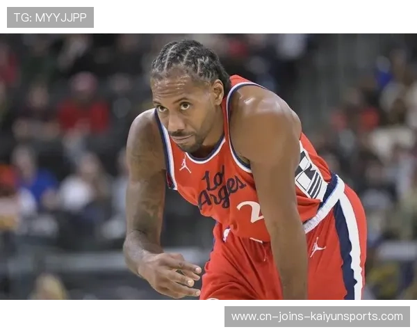 伦纳德不多做动作，洛杉矶快船选择稳妥